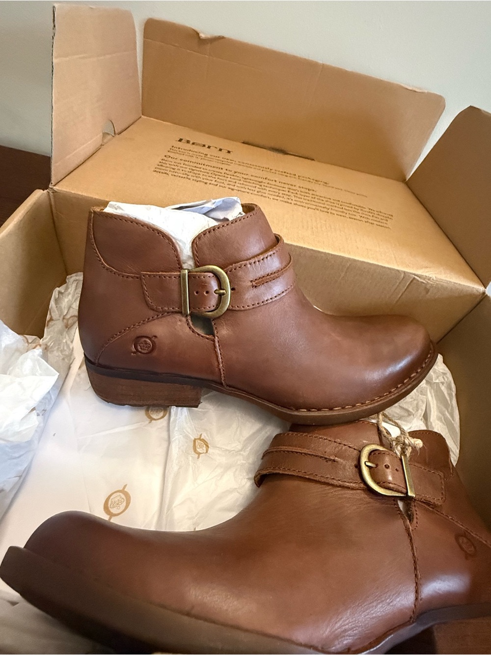 Born Kati Women's Brown Leather Ankle Boot with Buckle NEW - Picture 5 of 6